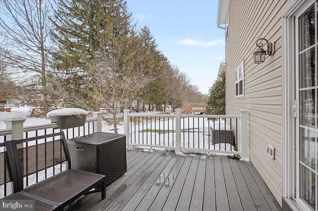 101 SOVEREIGN DR, Warrington, PA 18976