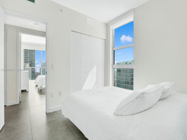 1100 S Miami Avenue 3704, Miami, FL 33130