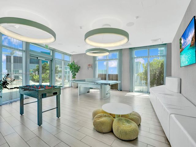 1100 S Miami Avenue 3704, Miami, FL 33130