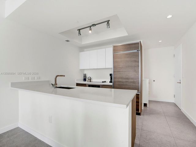 1100 S Miami Avenue 3704, Miami, FL 33130