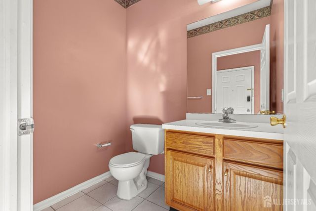 1209 blossom Circle, South Brunswick, NJ 08810