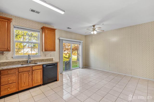 1209 blossom Circle, South Brunswick, NJ 08810