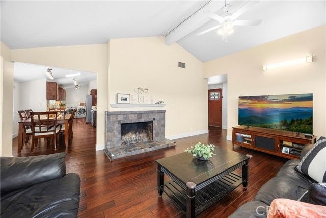 5010 Boston, La Crescenta, CA 91214