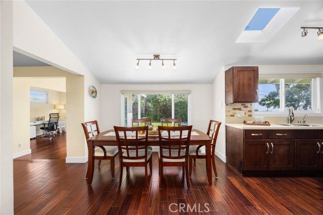 5010 Boston, La Crescenta, CA 91214