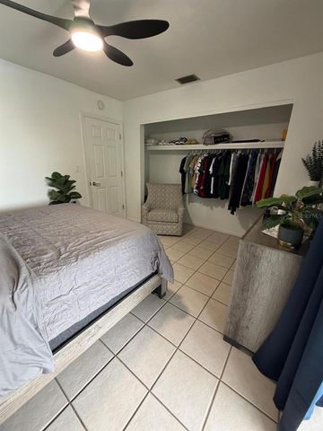 704 CLEVELAND AVE, Lehigh Acres, FL 33972