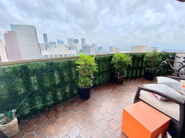 2016 Main Street 2105, Houston, TX 77002