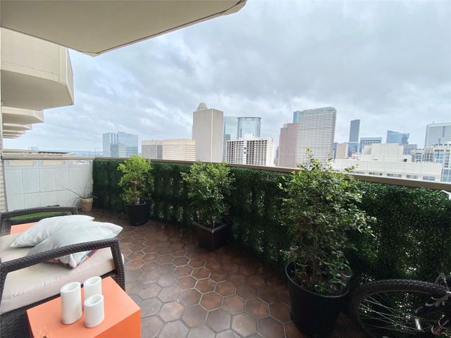 2016 Main Street 2105, Houston, TX 77002