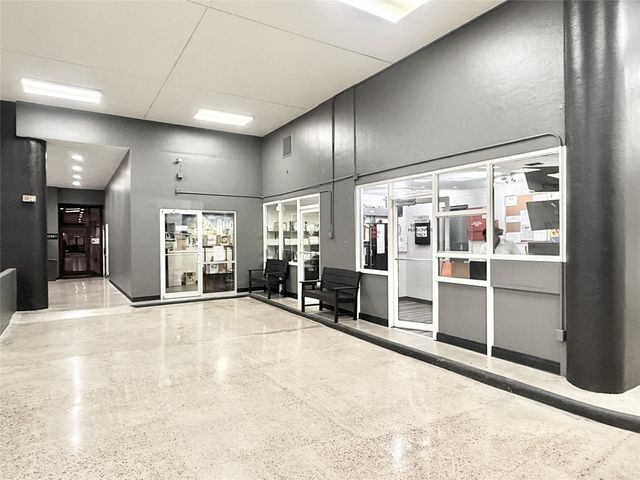 2016 Main Street 2105, Houston, TX 77002