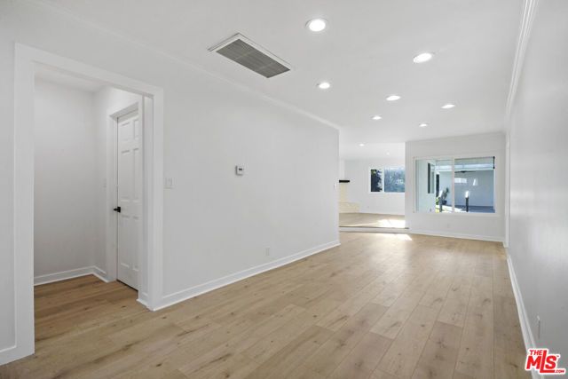 914 N Evergreen Street, Burbank, CA 91505