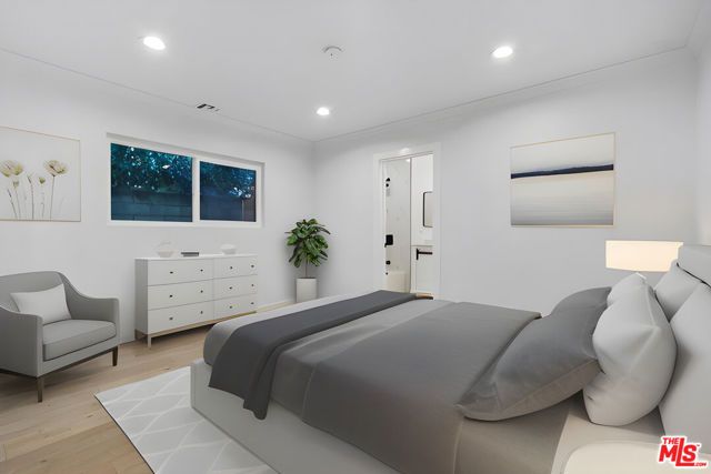 914 N Evergreen Street, Burbank, CA 91505