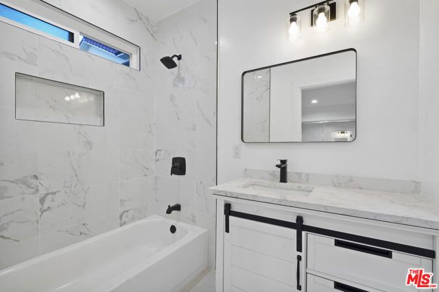 914 N Evergreen Street, Burbank, CA 91505