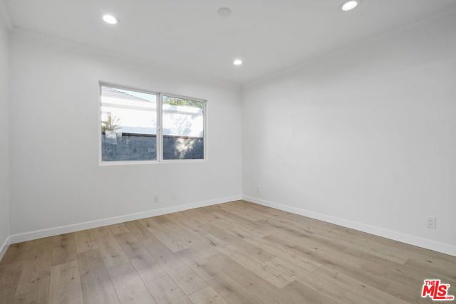 914 N Evergreen Street, Burbank, CA 91505