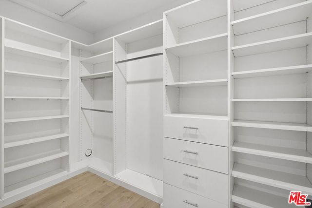 914 N Evergreen Street, Burbank, CA 91505