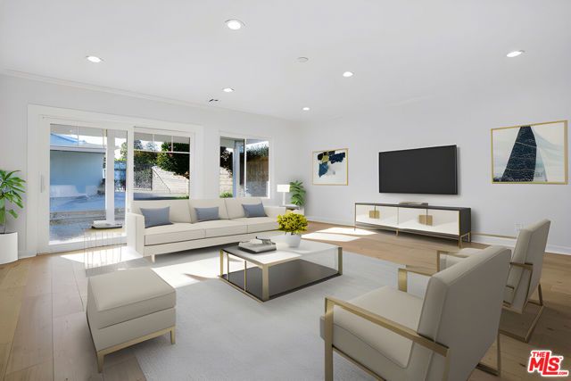 914 N Evergreen Street, Burbank, CA 91505