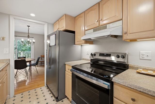 83 Fifer Lane 83, Lexington, MA 02420