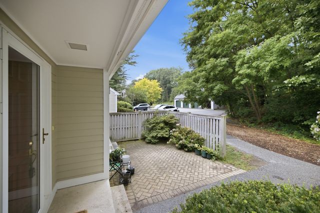 83 Fifer Lane 83, Lexington, MA 02420