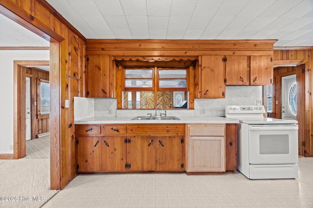 9576 Newland Road, Creswell, NC 27928