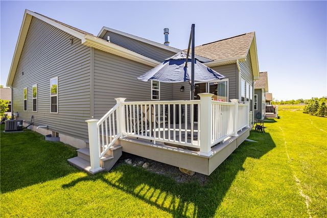 5973 Monarch Drive, Farmington, NY 14425