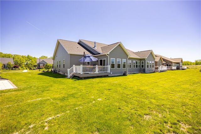 5973 Monarch Drive, Farmington, NY 14425