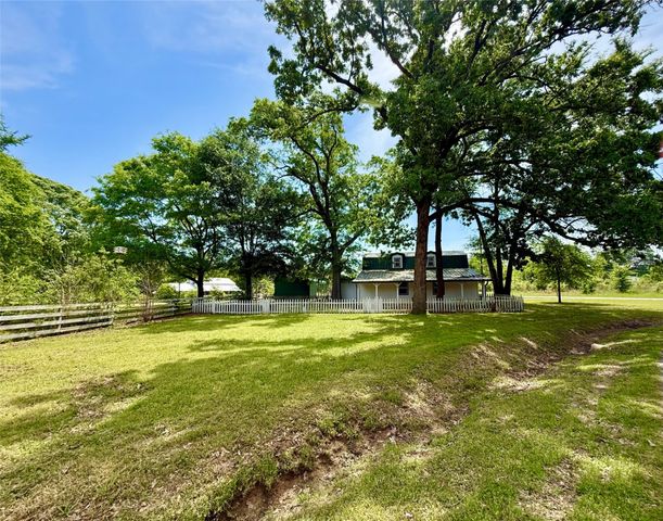 111 County Road 2156, Quitman, TX 75783