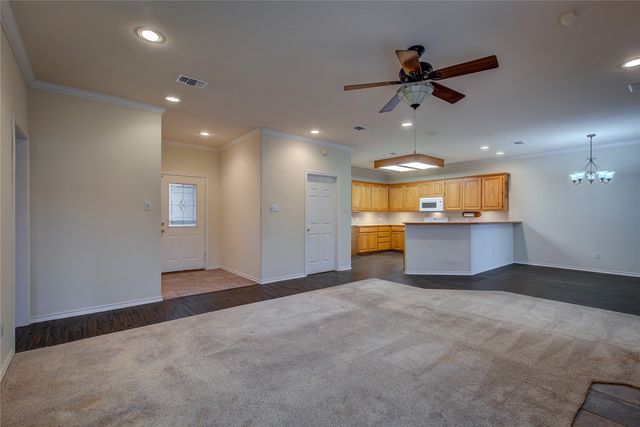 6911 Gold Street, Greenville, TX 75402