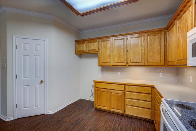 6911 Gold Street, Greenville, TX 75402