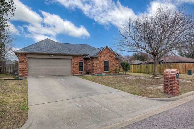 6911 Gold Street, Greenville, TX 75402