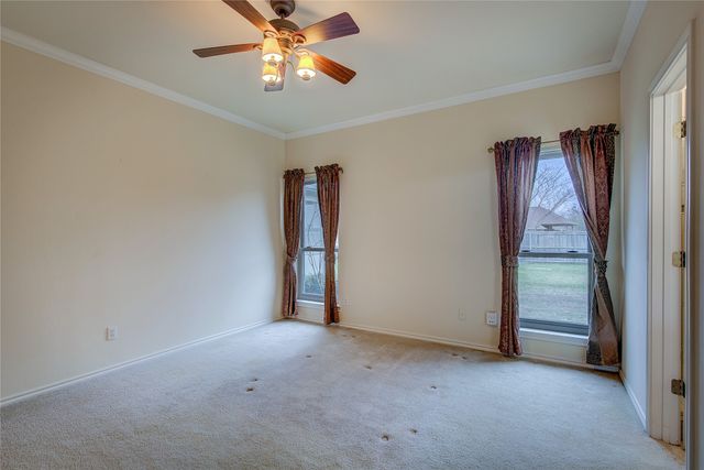 6911 Gold Street, Greenville, TX 75402