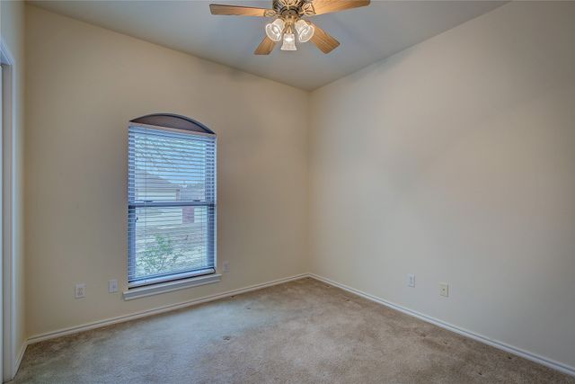 6911 Gold Street, Greenville, TX 75402