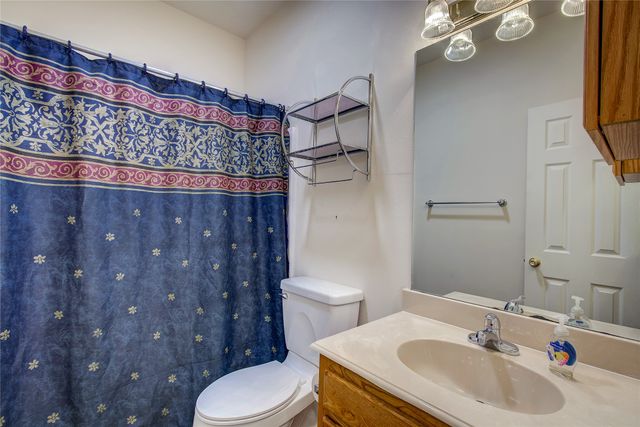 6911 Gold Street, Greenville, TX 75402