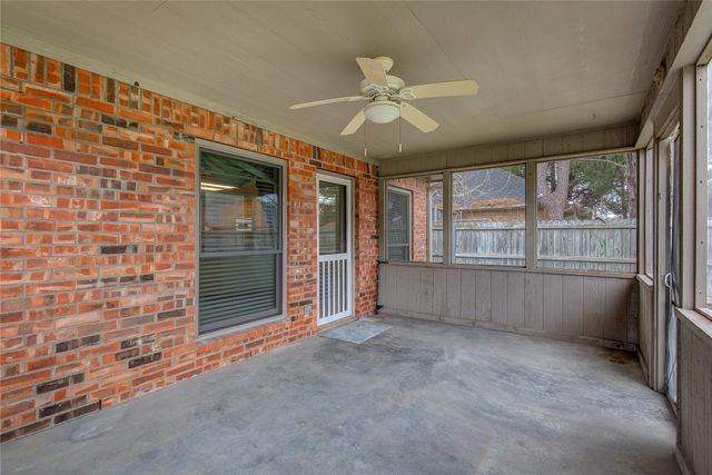 6911 Gold Street, Greenville, TX 75402