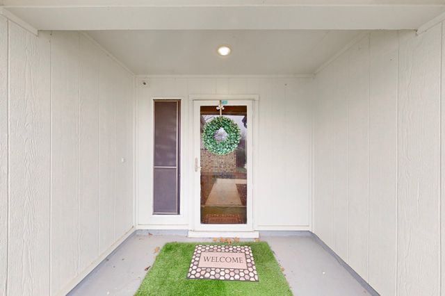 6808 Westglen Drive, Fort Worth, TX 76133