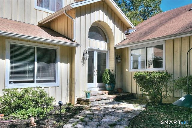 33 Birch Hill Road, Weston, CT 06883