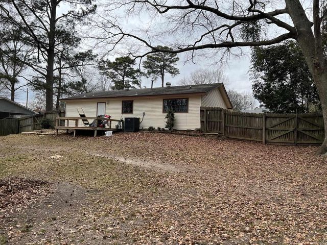 4121 Faye Circle, Benton, AR 72015
