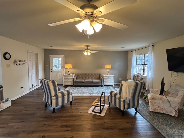 4121 Faye Circle, Benton, AR 72015