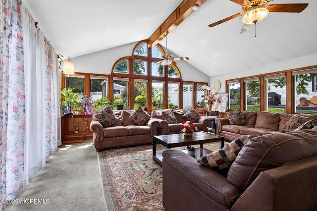 33 Tennent Road, Morganville, NJ 07751