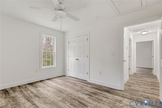 127 Ferry Landing Rd, Dunnsville, VA 22454