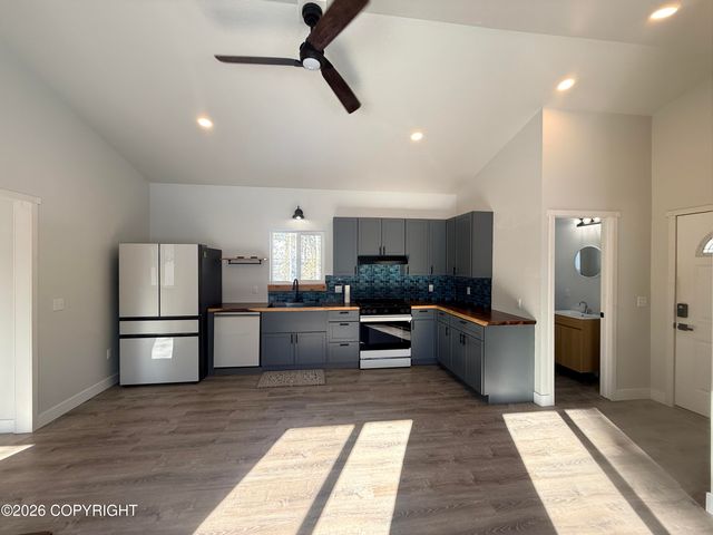 33605 Echo Lake Road, Soldotna, AK 99669