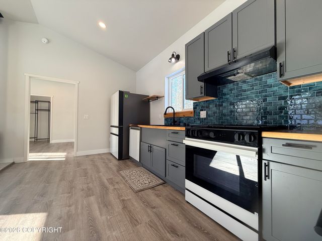 33605 Echo Lake Road, Soldotna, AK 99669