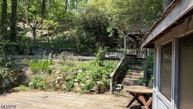 7 Tecumseh Rdg, Jefferson Twp., NJ 07885