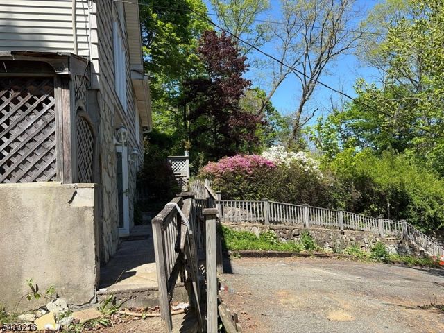 7 Tecumseh Rdg, Jefferson Twp., NJ 07885