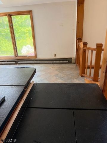 7 Tecumseh Rdg, Jefferson Twp., NJ 07885