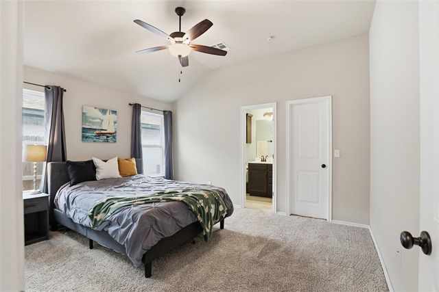 11609 SW 12th Streets, Yukon, OK 73099