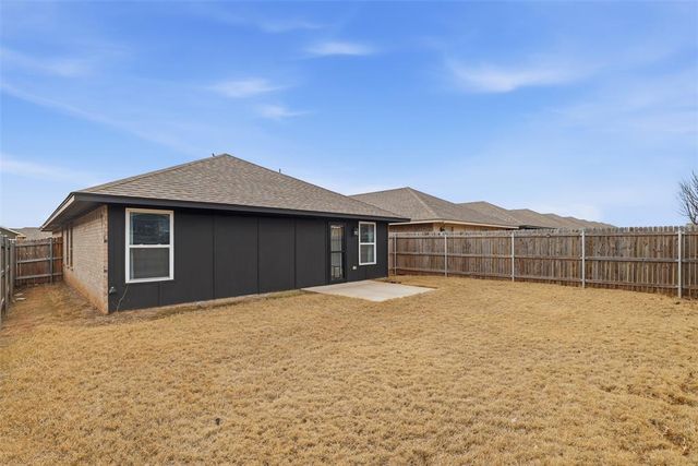 11609 SW 12th Streets, Yukon, OK 73099
