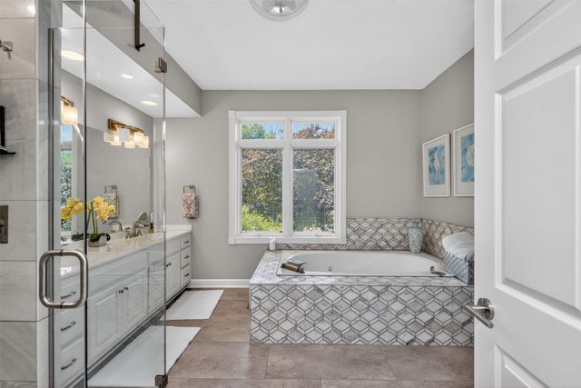 3202 NW 87th Lane, Ankeny, IA 50023
