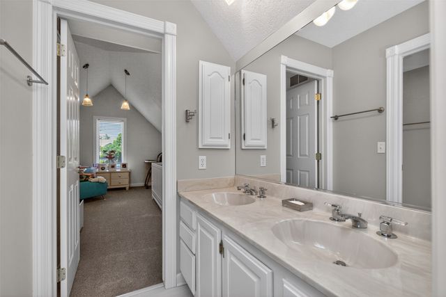 3202 NW 87th Lane, Ankeny, IA 50023