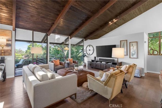2023 Arroyo Drive, Riverside, CA 92506