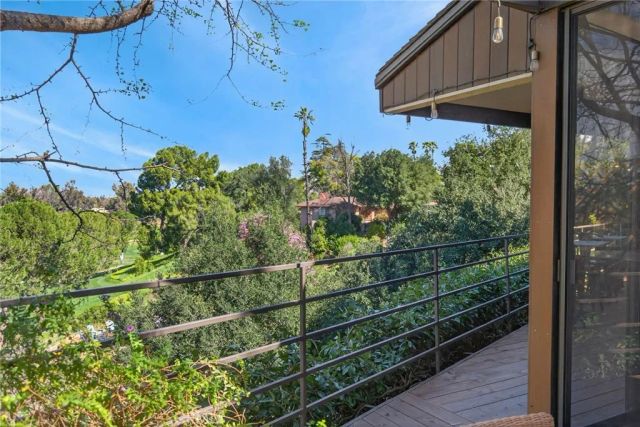 2023 Arroyo Drive, Riverside, CA 92506
