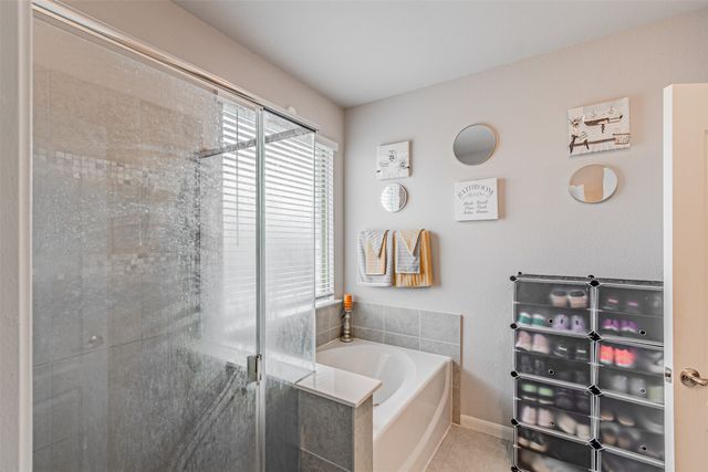 1128 Goldenrod Drive, Godley, TX 76044