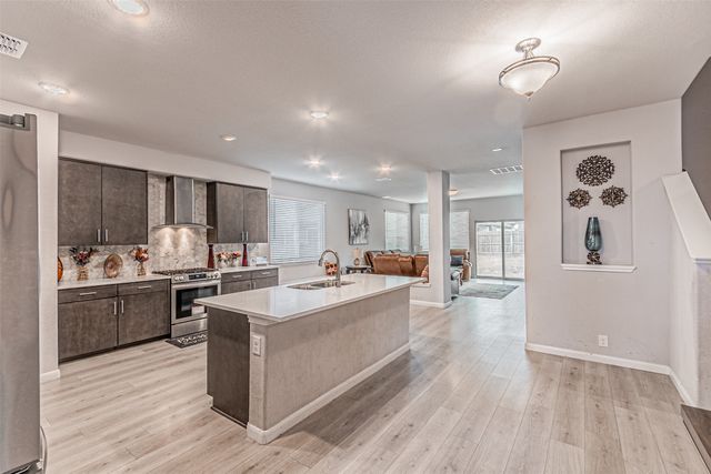 1128 Goldenrod Drive, Godley, TX 76044